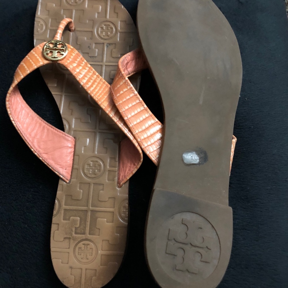 tory burch flip flops
